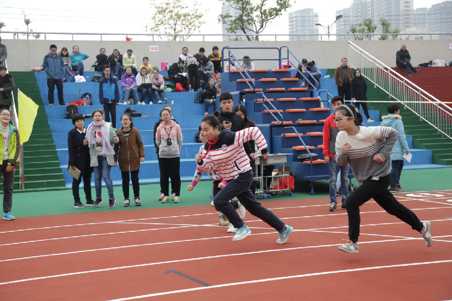 同欣橡胶跑道助力铜陵一中西湖校区第55届田径运动会